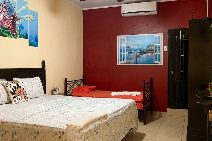 Room 9 of 36