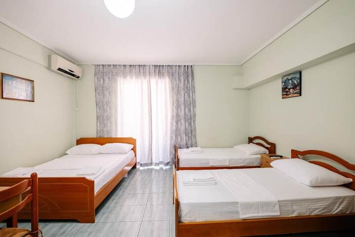 Room 34 of 65