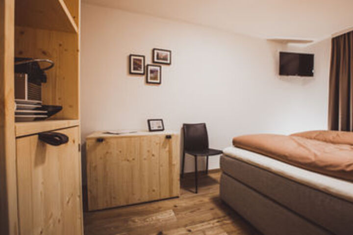 Room 39 of 65