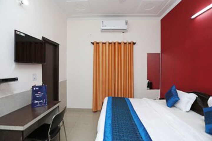 Room 16 of 21