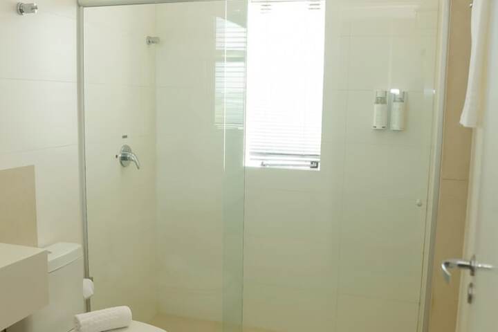 Room 47 of 100