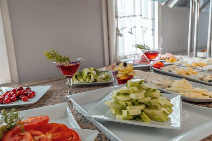 Dining 140 of 184
