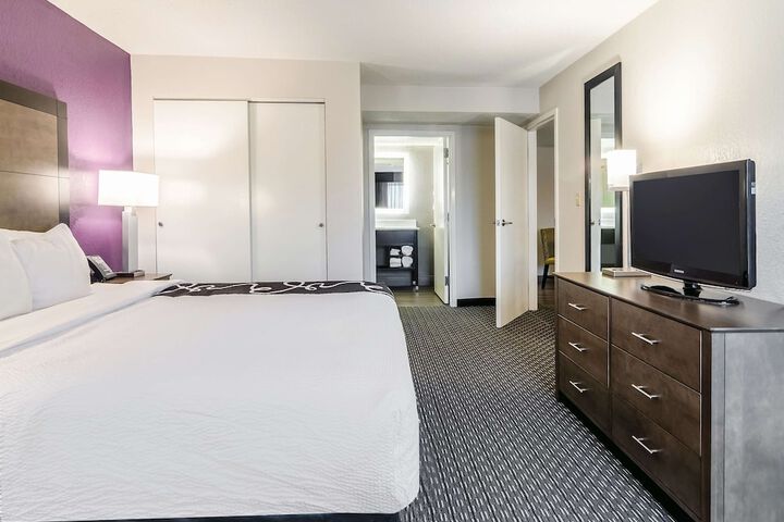 Room 10 of 53