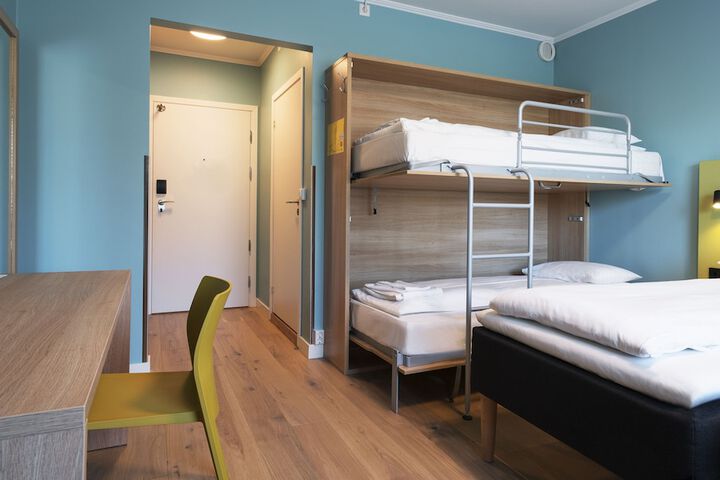 Room 5 of 41