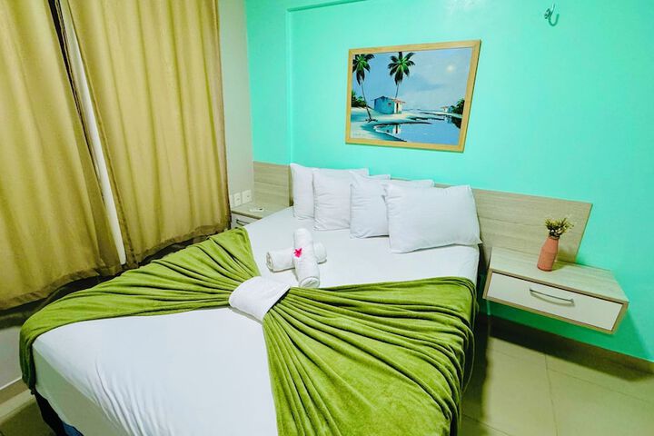 Room 14 of 223