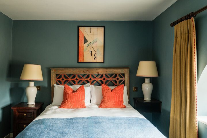 Room 18 of 60