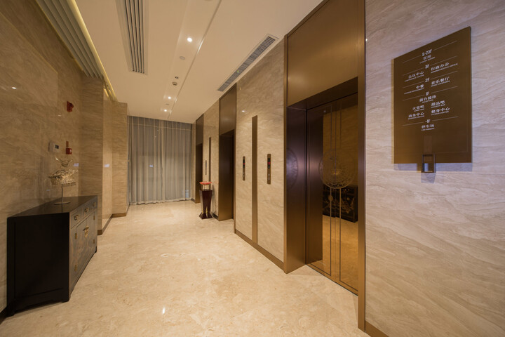 Hotel Interior 9 of 22