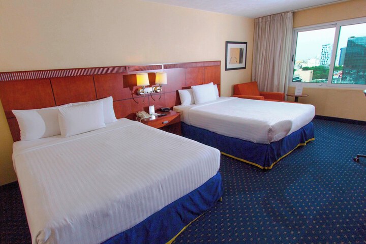 Room 10 of 67