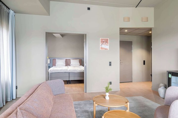 Room 20 of 37