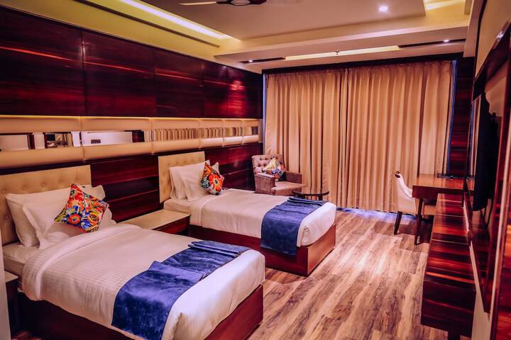 Room 9 of 45