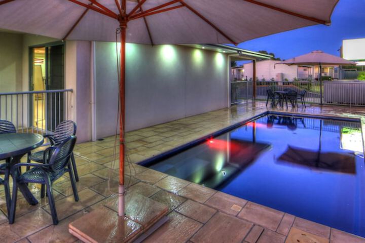 Pool 41 of 50