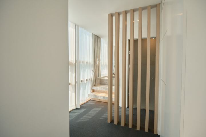 Room 21 of 224