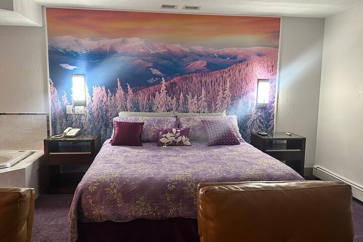 Room 27 of 66