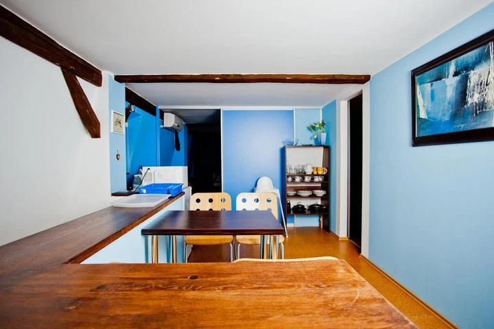 Room 3 of 11