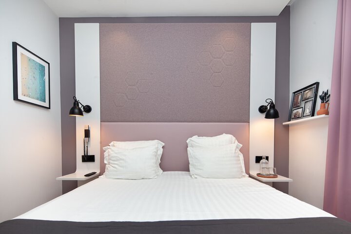 Room 9 of 41
