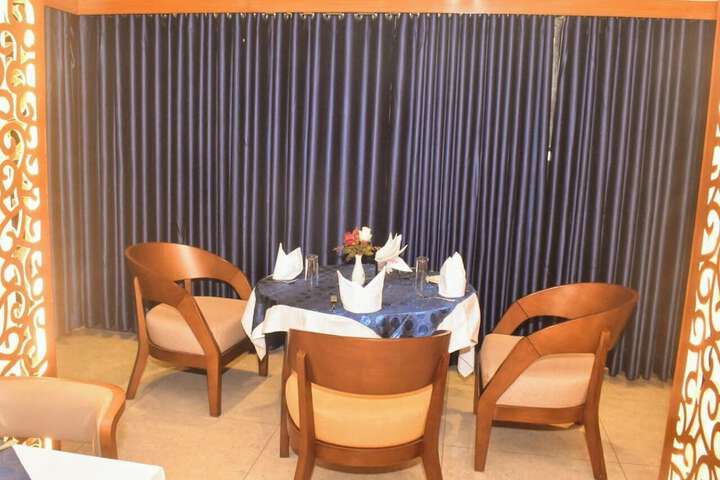 Dining 50 of 75