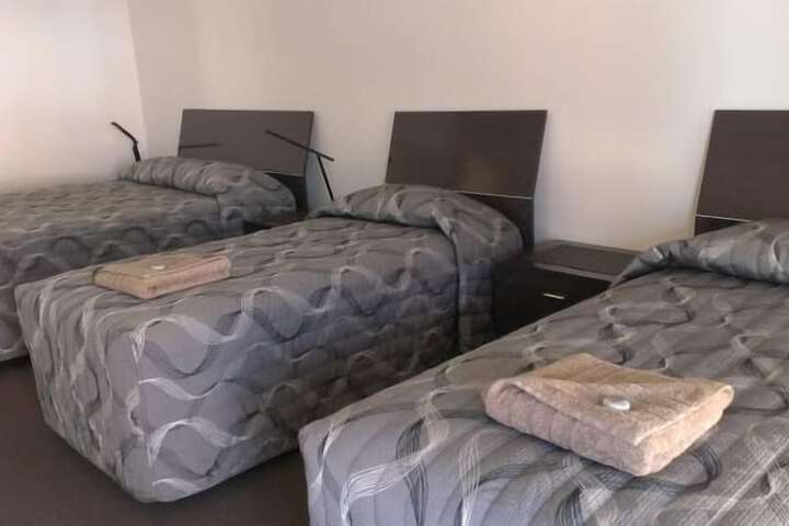 Room 3 of 56