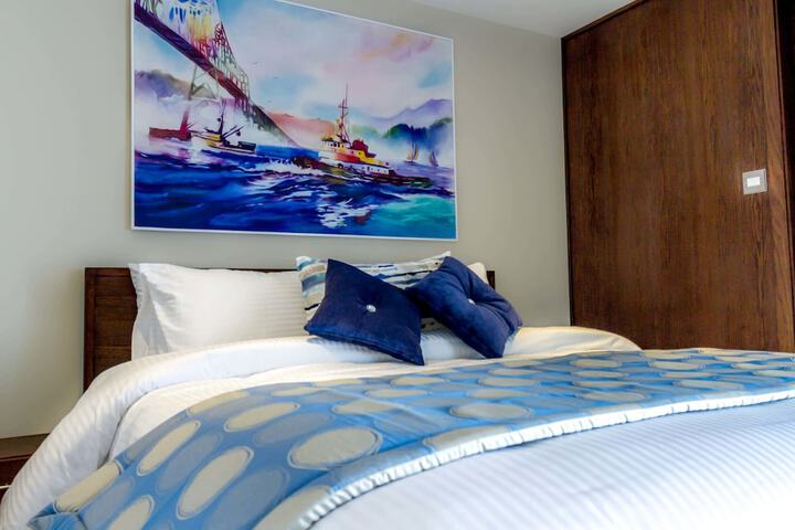 Room 5 of 72