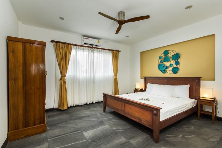 Room 11 of 282