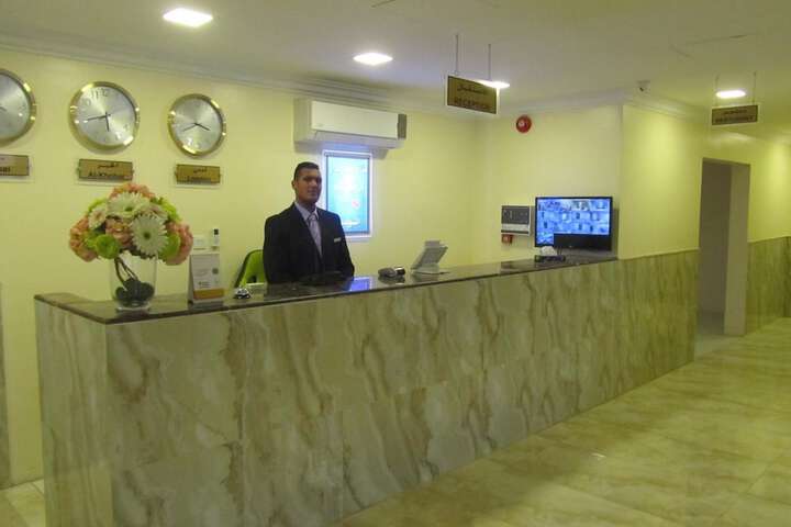 Entrance & Lobby