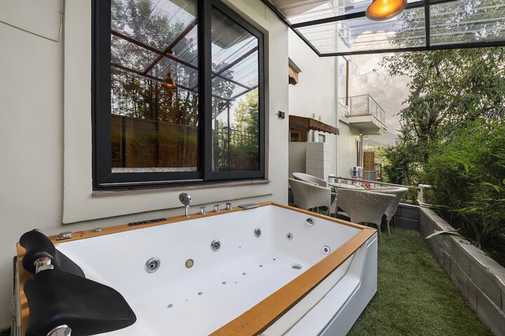 Terrace/Patio 113 of 113
