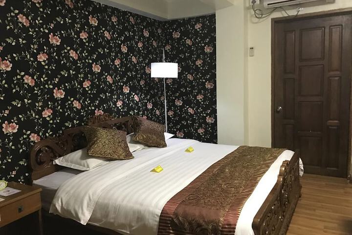 Room 29 of 38