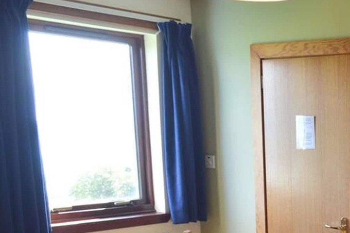 Room 32 of 54