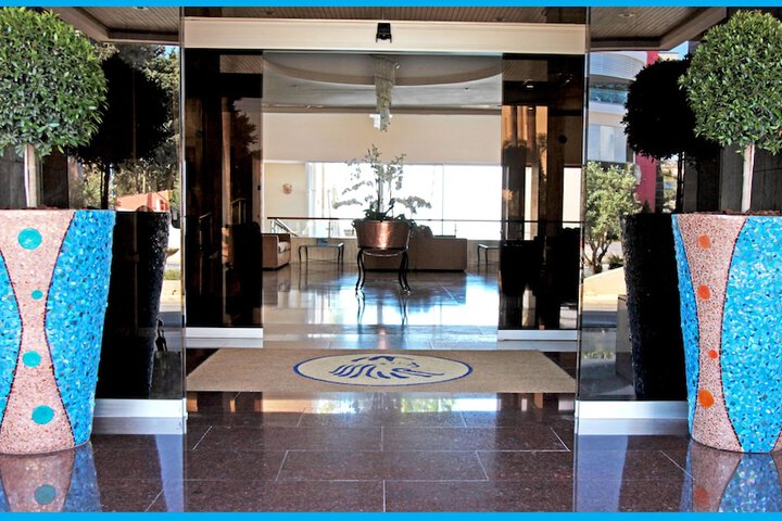 Hotel 2 of 86