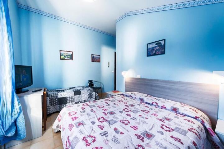 Room 12 of 31