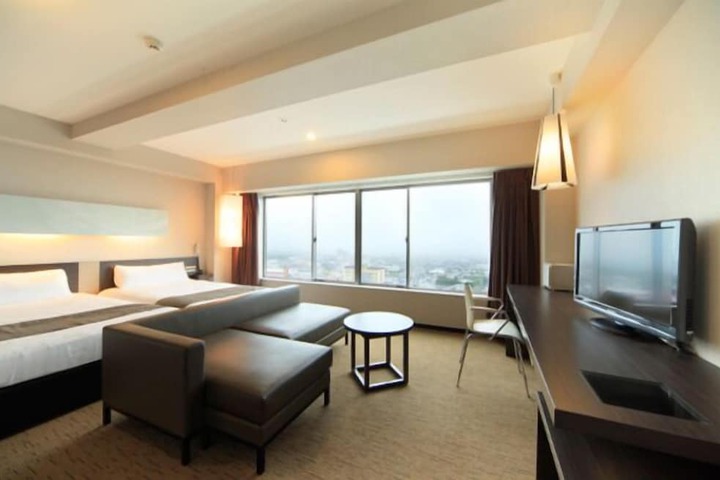 Room 7 of 36