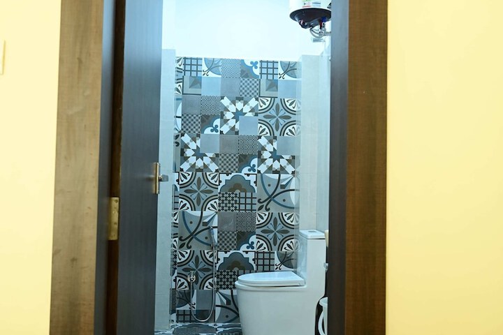 Room 40 of 48