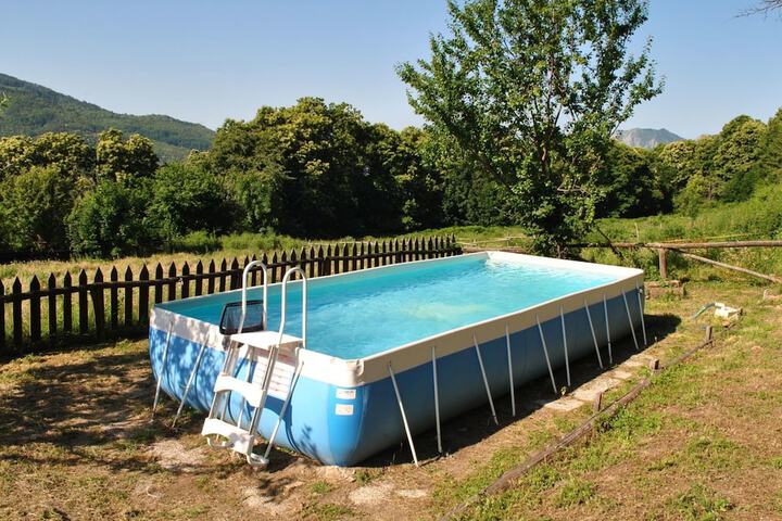 Pool 12 of 36