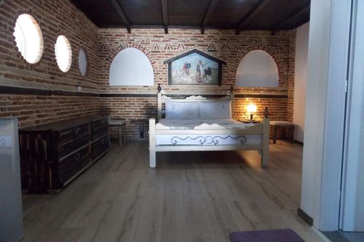 Room 16 of 55