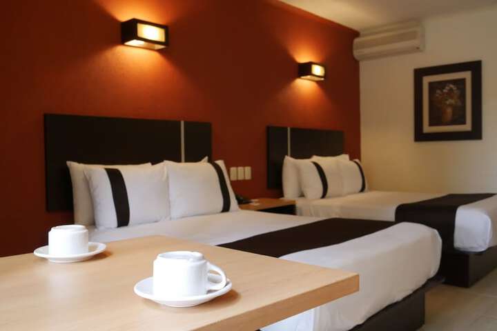Room 3 of 58