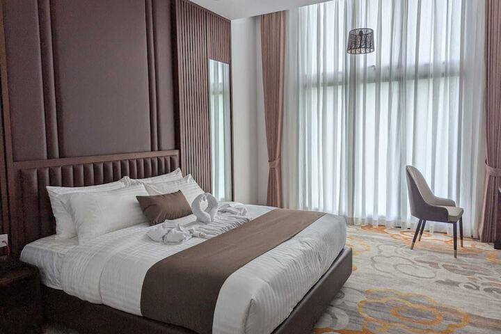 Room 6 of 21