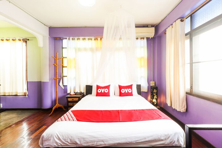 Room 4 of 37