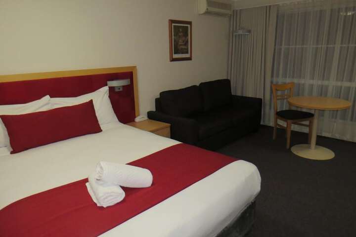 Room 10 of 56