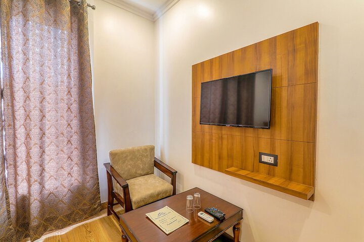 Room 21 of 40