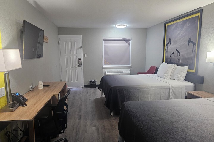 Room 12 of 31