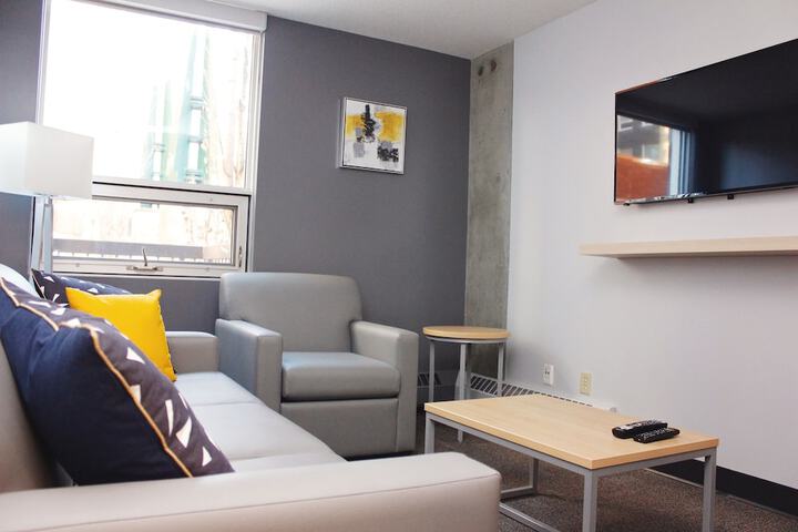 Room 50 of 81