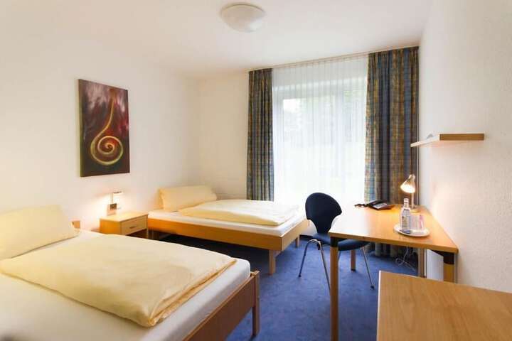 Room 3 of 17