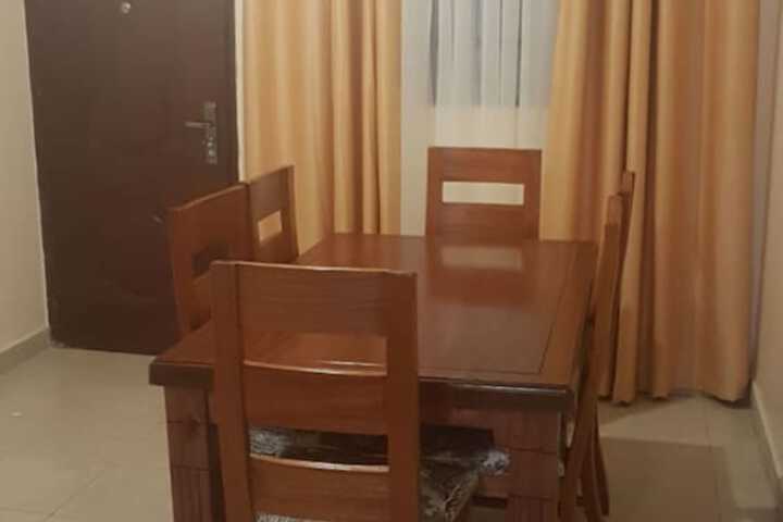 Room 8 of 15