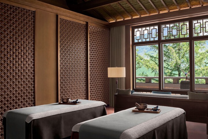 Spa 21 of 47