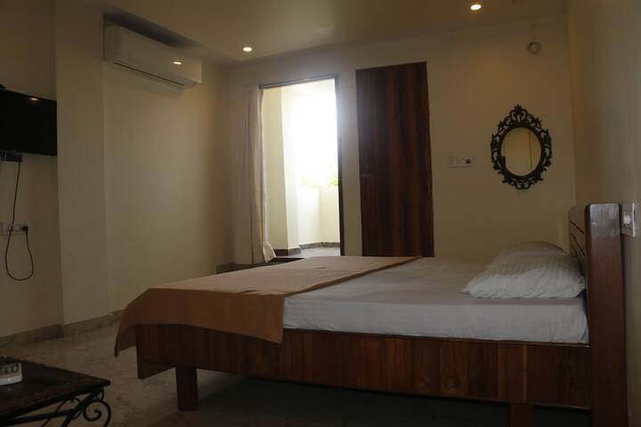 Room 14 of 47