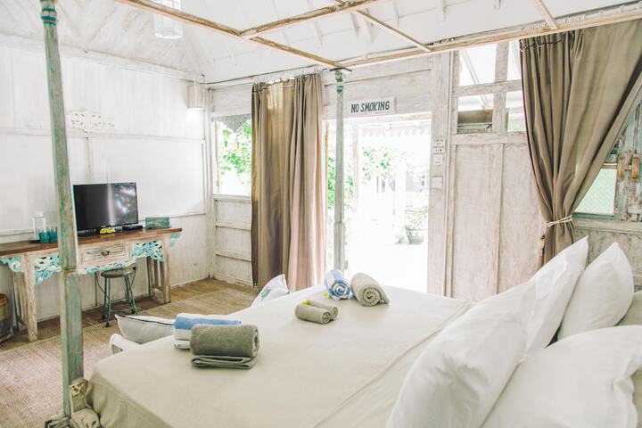 Room 20 of 73