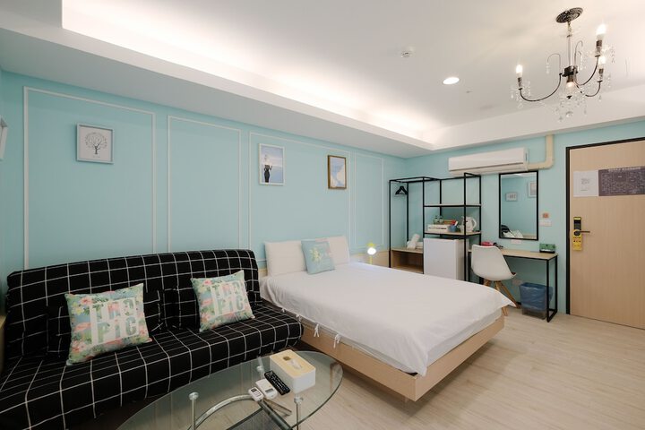 Room 41 of 60