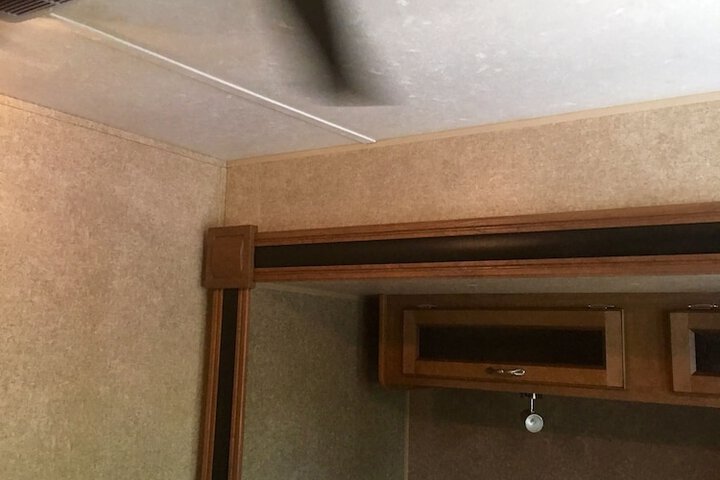 Room 64 of 115