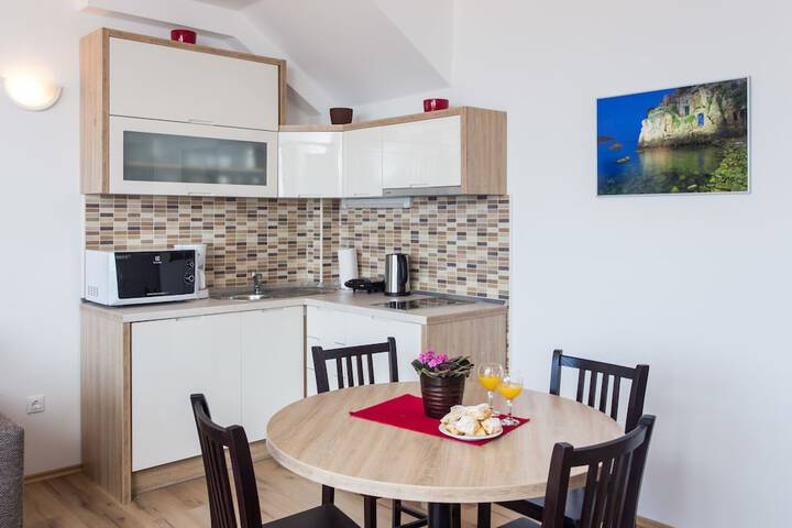 Private kitchenette