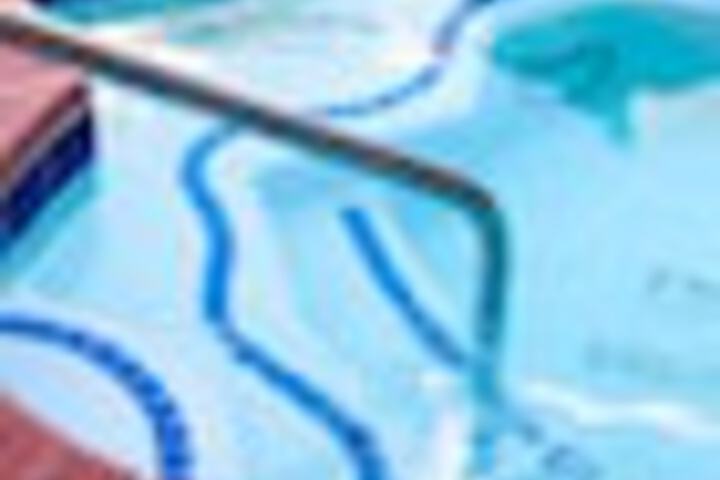 Pool 65 of 138