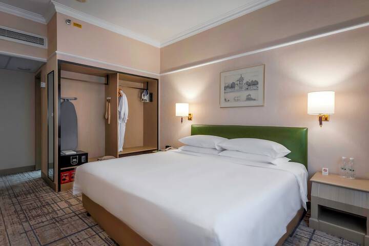 Room 75 of 175
